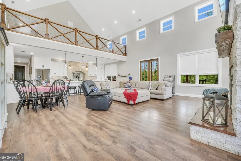 1384 Hopewell RD Forsyth, GA 31029