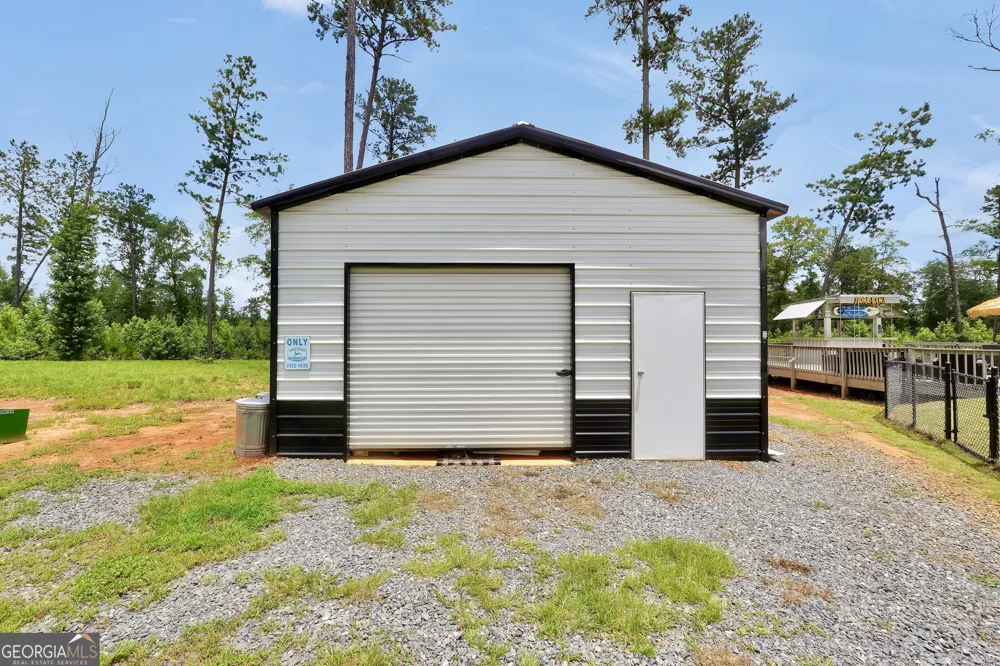 1384 Hopewell RD Forsyth, GA 31029