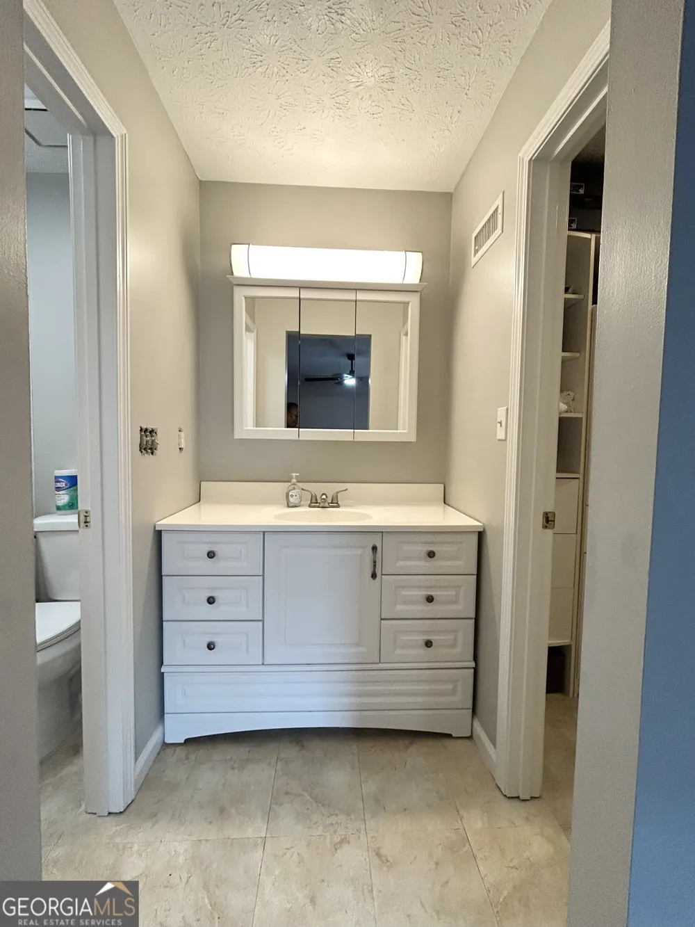 5657 Waterford CT Morrow, GA 30260