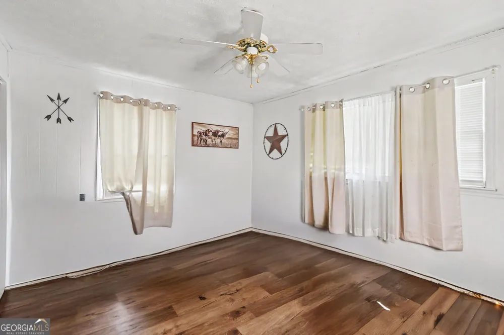 202 Cherry Hill DR Calhoun, GA 30701