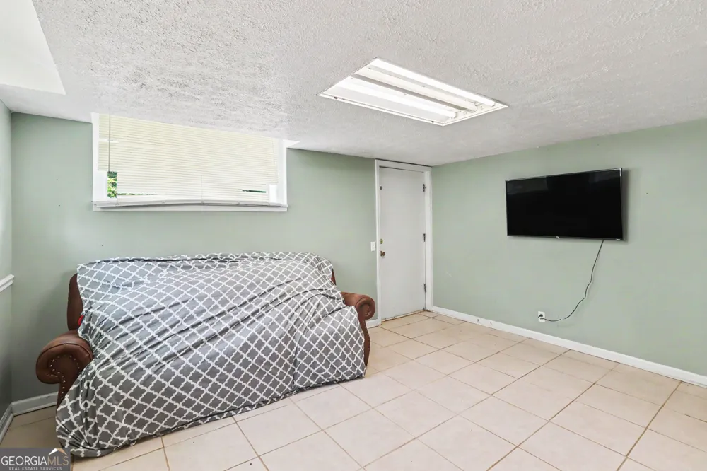 202 Cherry Hill DR Calhoun, GA 30701