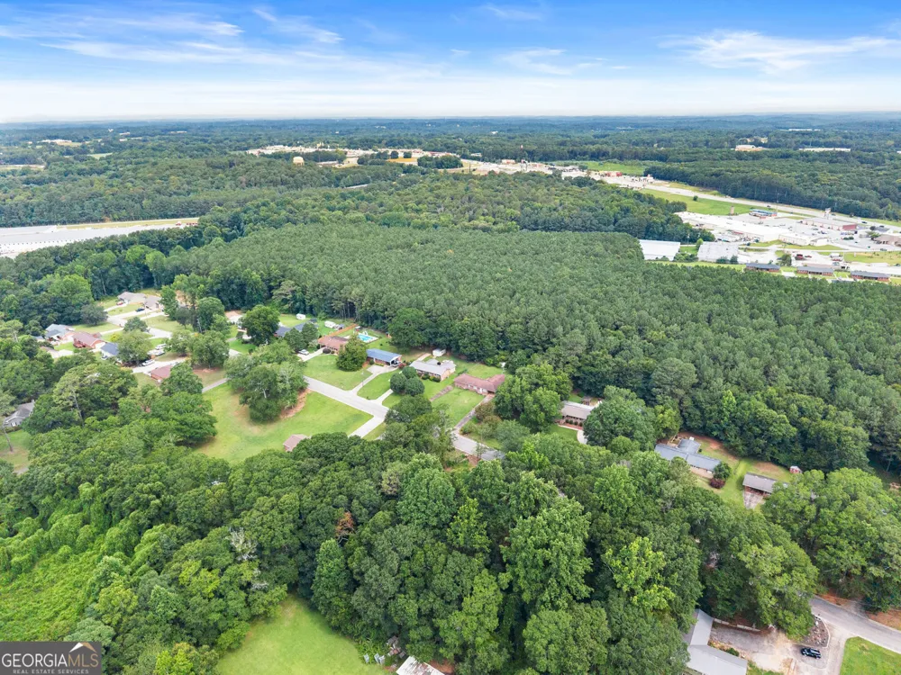 393 Brookwood DR Lavonia, GA 30553