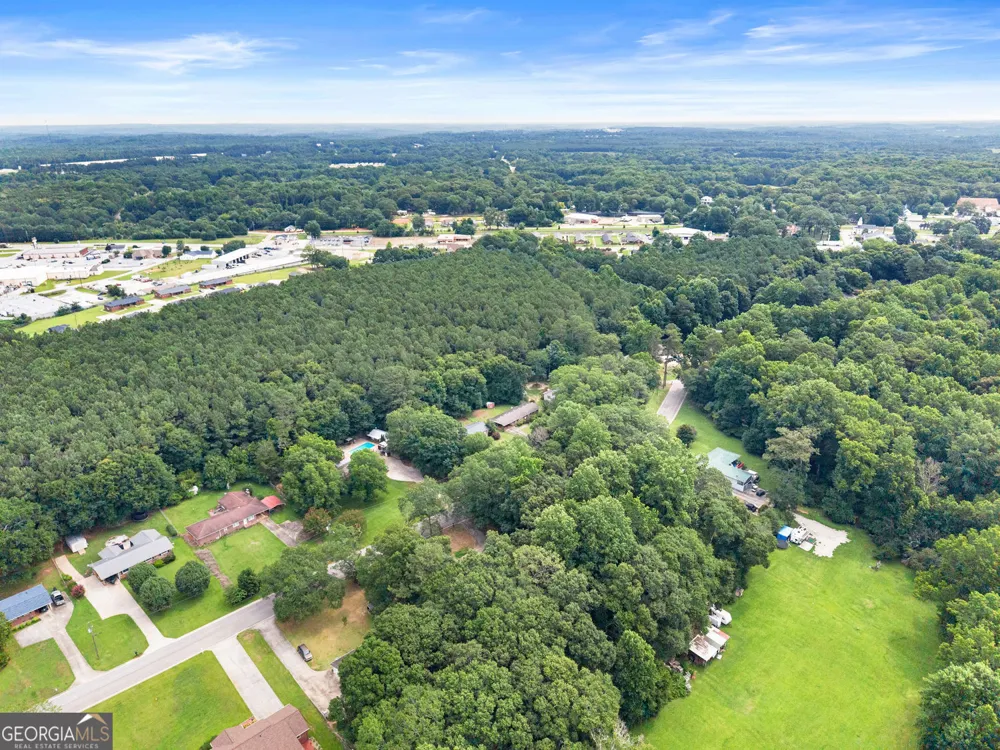 393 Brookwood DR Lavonia, GA 30553