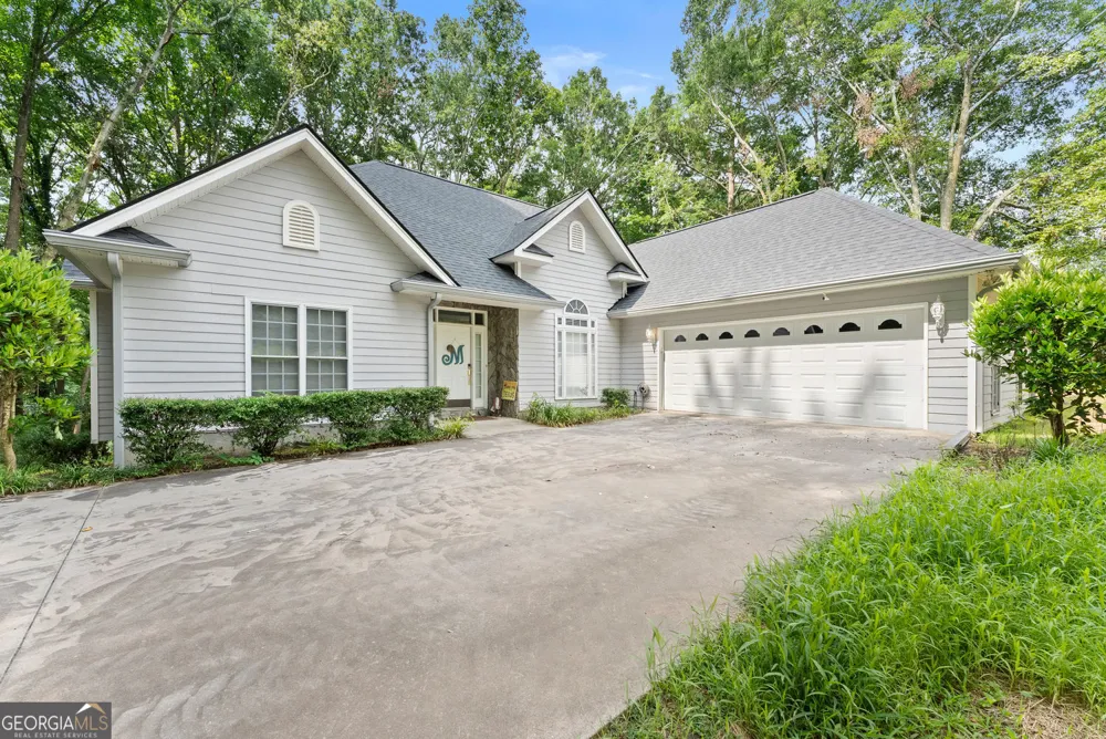 393 Brookwood DR Lavonia, GA 30553