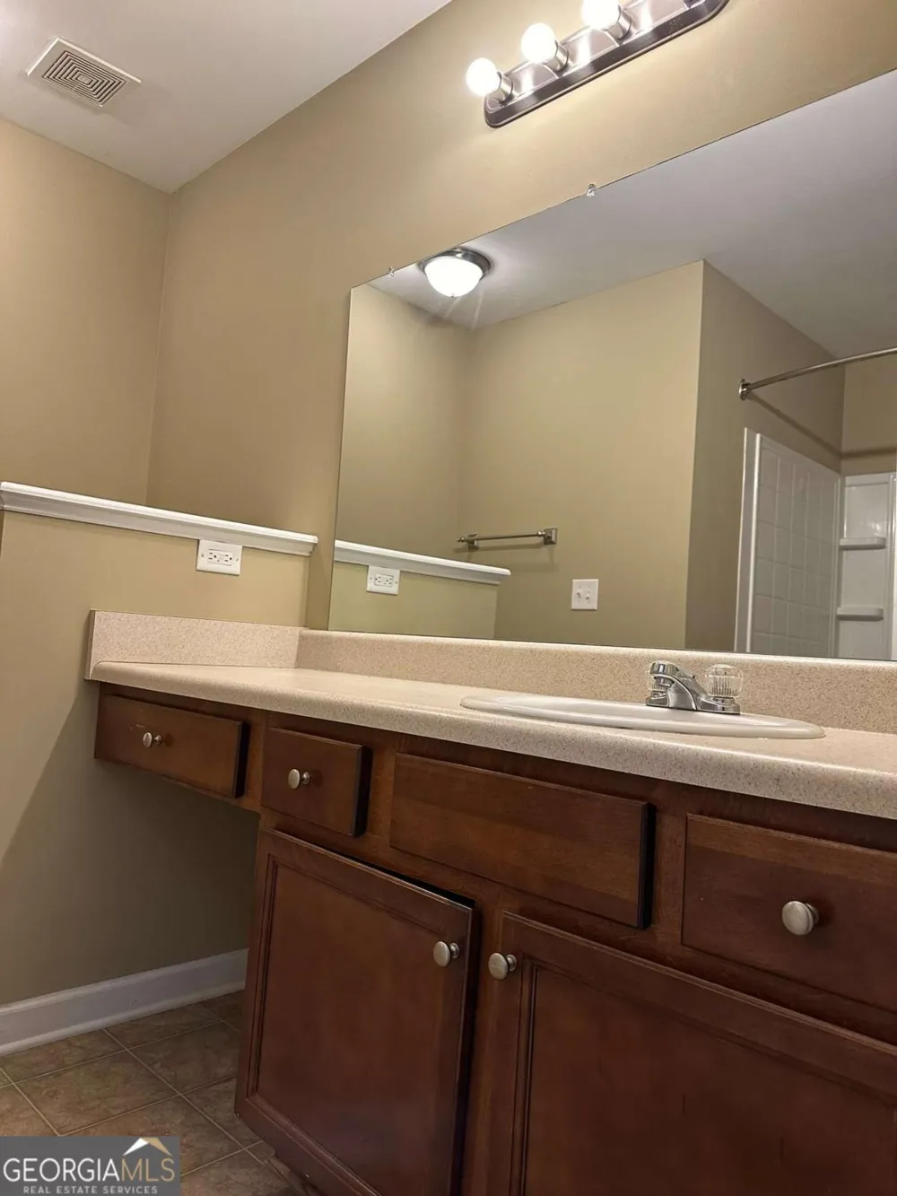 538 Oakside PL Acworth, GA 30102
