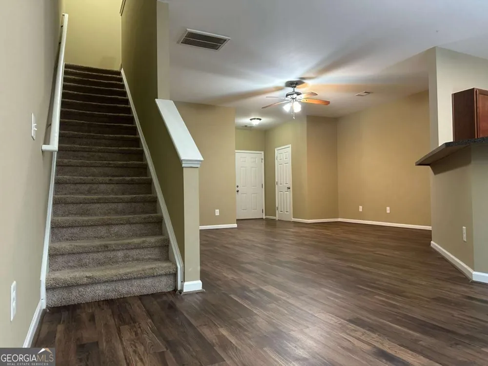 538 Oakside PL Acworth, GA 30102