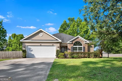104 S Kingsley DR