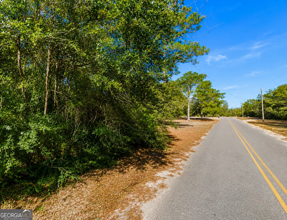 399 Perdue RD Defuniak Springs, FL 32433