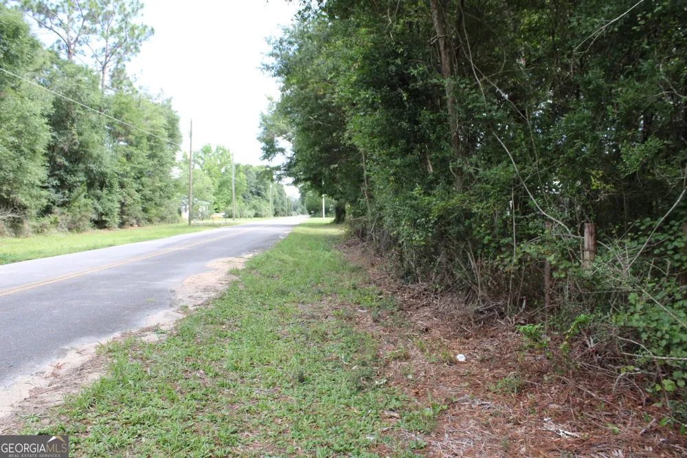 399 Perdue RD Defuniak Springs, FL 32433