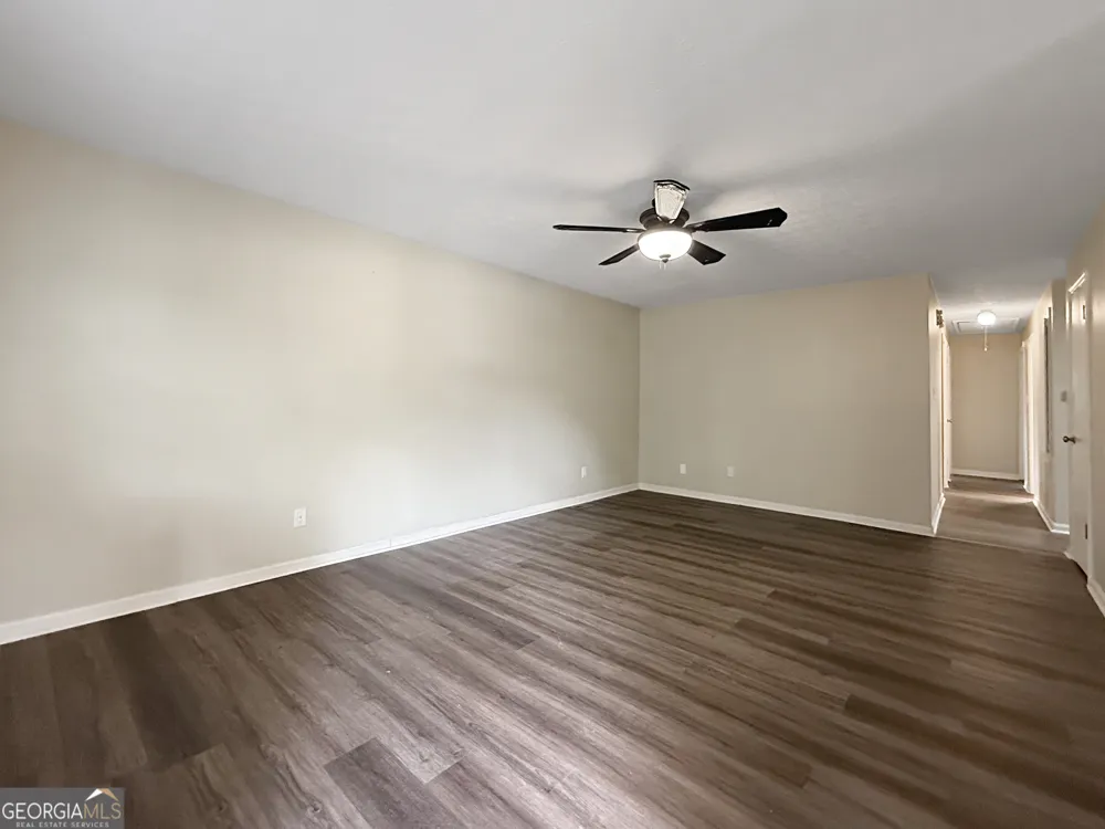 209 Scarborough RD Centerville, GA 31028