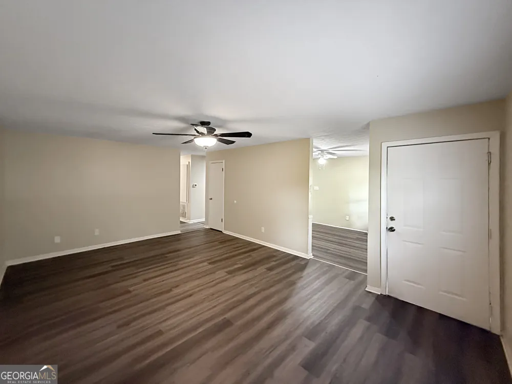 209 Scarborough RD Centerville, GA 31028