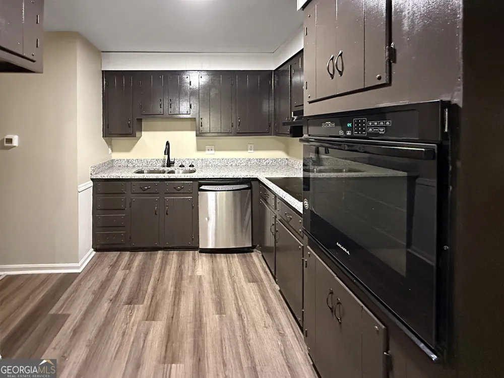 209 Scarborough RD Centerville, GA 31028