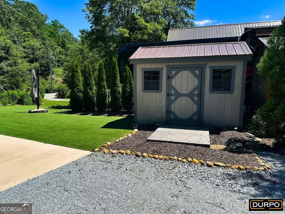 115 Wildflower RD Scaly Mountain, NC 28775