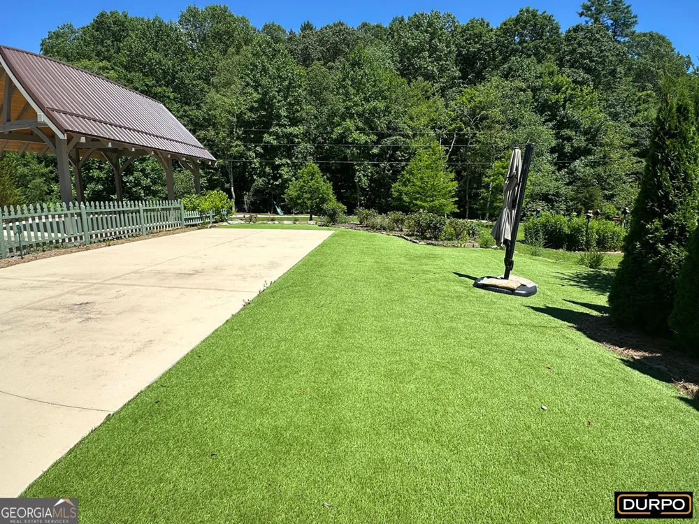 115 Wildflower RD Scaly Mountain, NC 28775