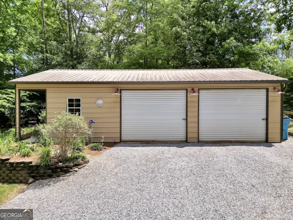 184 Bradley RD Jackson, GA 30233