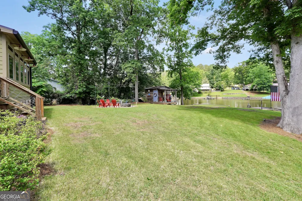 184 Bradley RD Jackson, GA 30233