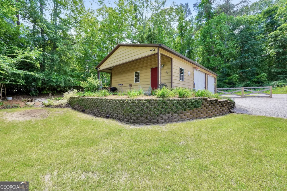 184 Bradley RD Jackson, GA 30233