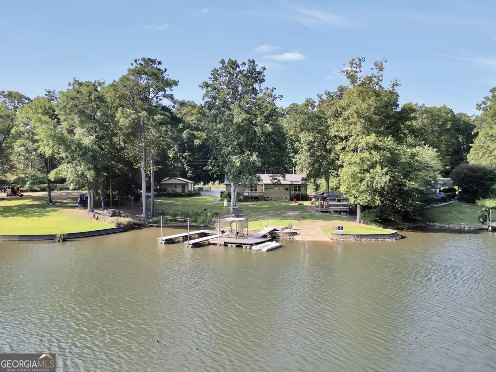 184 Bradley RD Jackson, GA 30233