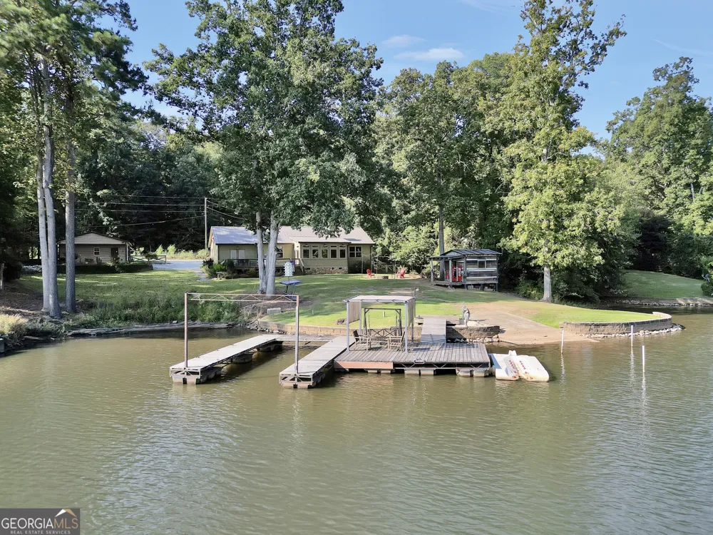 184 Bradley RD Jackson, GA 30233