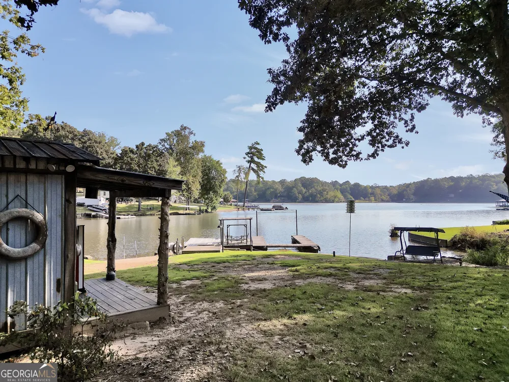 184 Bradley RD Jackson, GA 30233