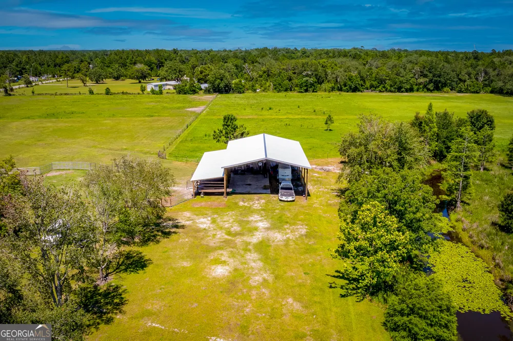 310 Farm RD St. George, GA 31562