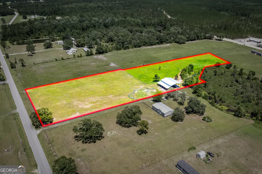 310 Farm RD St. George, GA 31562
