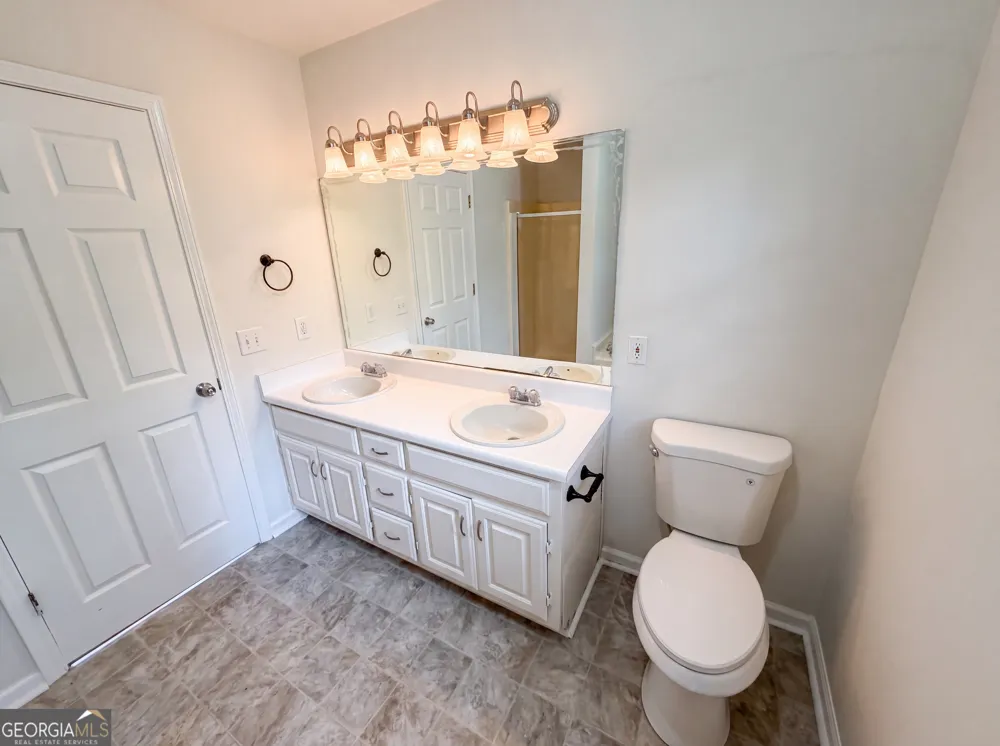 4615 Creek Bluff DR Buford, GA 30518