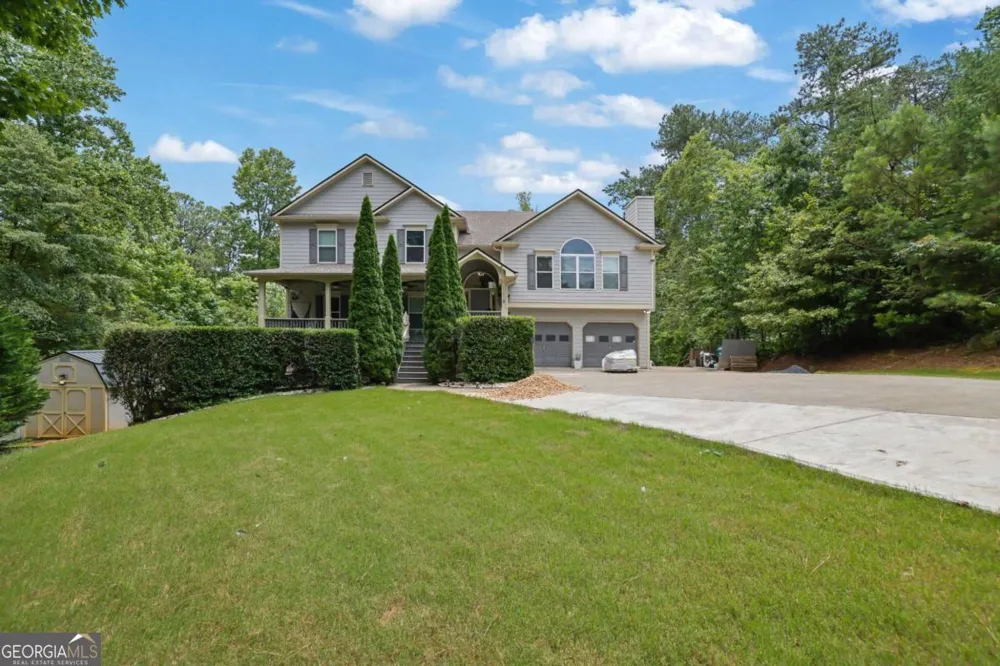 902 Whistler LN Canton, GA 30114