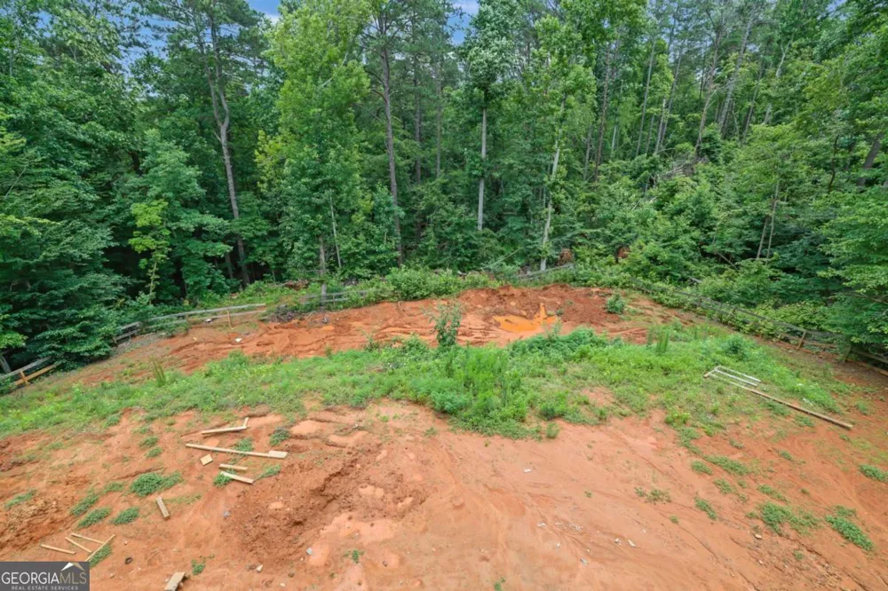 902 Whistler LN Canton, GA 30114