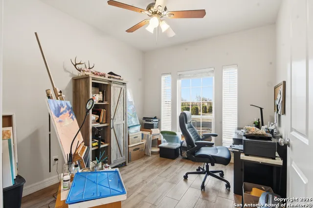 101 Sutton Uvalde, TX 78801