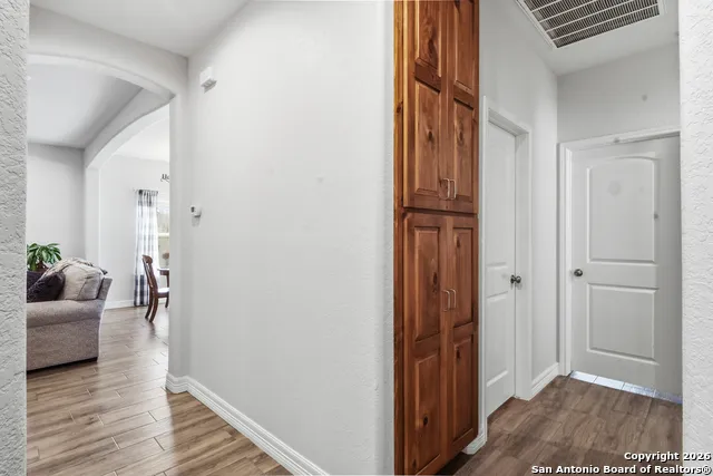 101 Sutton Uvalde, TX 78801