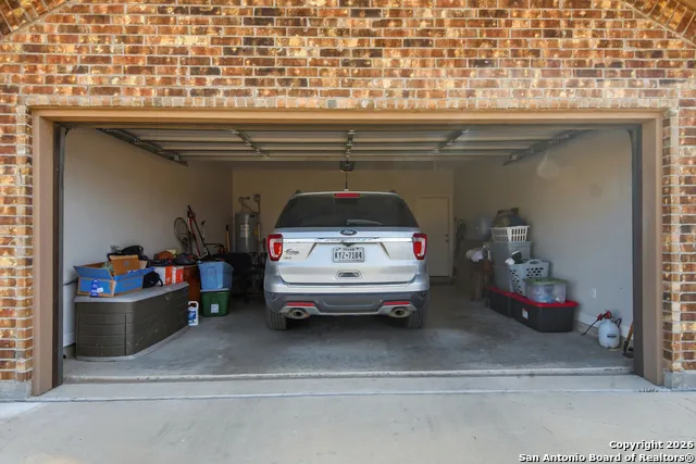 101 Sutton Uvalde, TX 78801