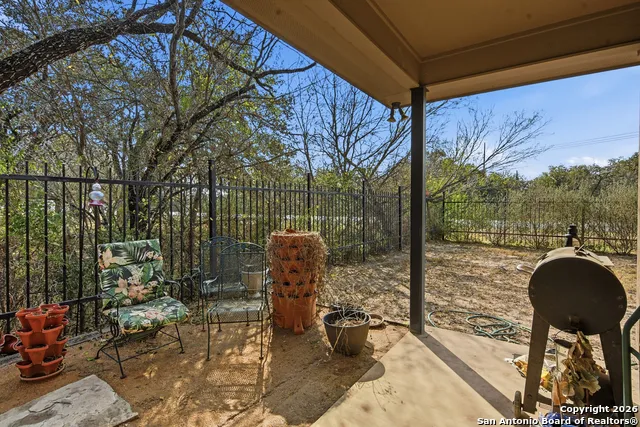 101 Sutton Uvalde, TX 78801