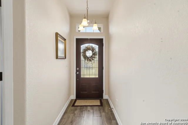 101 Sutton Uvalde, TX 78801