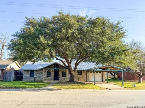 904 W. WEST STREET