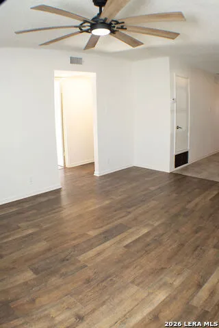 904 W. WEST STREET Stockdale, TX 78160