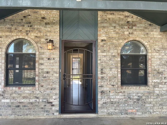 904 W. WEST STREET Stockdale, TX 78160