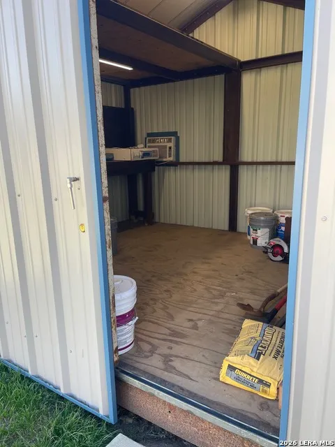 904 W. WEST STREET Stockdale, TX 78160