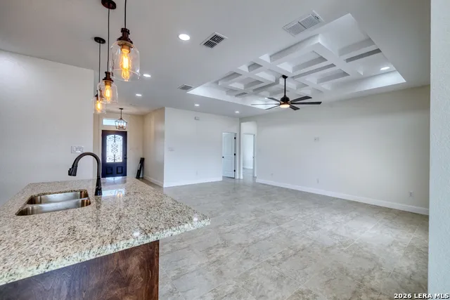 207 Riverside Drive Uvalde, TX 78801