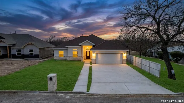 207 Riverside Drive Uvalde, TX 78801
