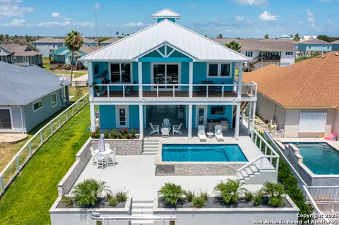 107 Windjammer