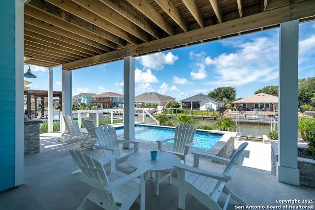 107 Windjammer Rockport, TX 78382