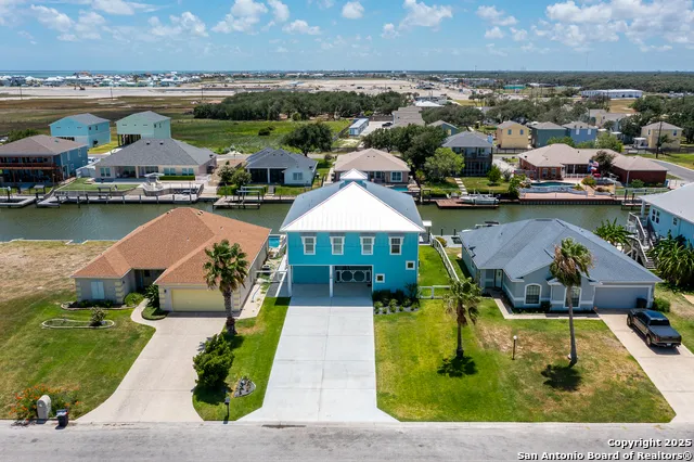 107 Windjammer Rockport, TX 78382
