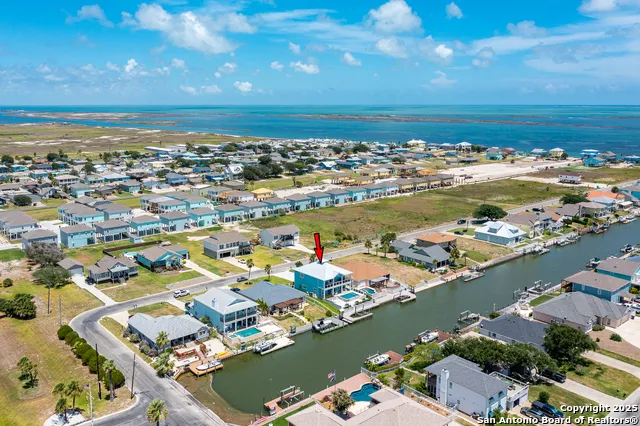 107 Windjammer Rockport, TX 78382