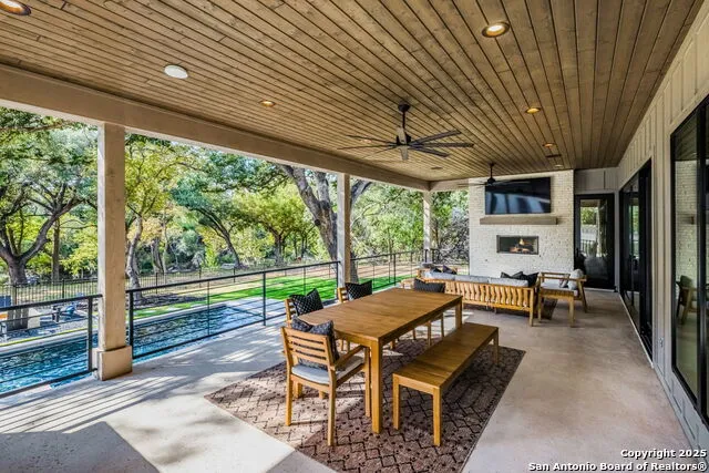 232 Riverfront New Braunfels, TX 78132
