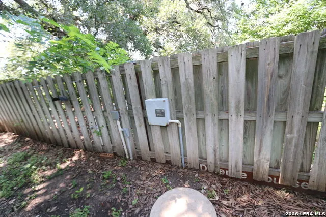 115 Country Lane Castroville, TX 78009