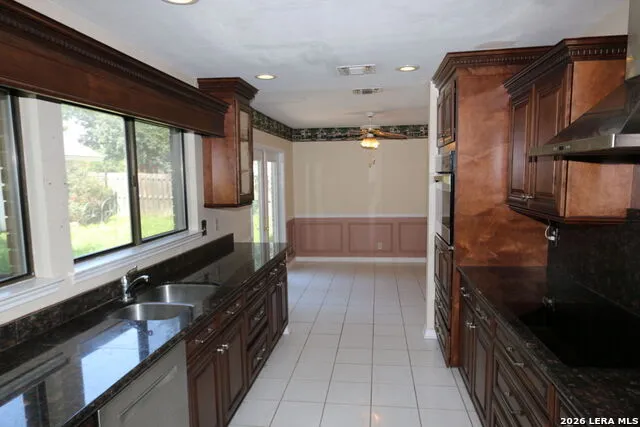 115 Country Lane Castroville, TX 78009