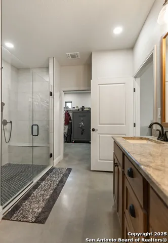 345 PR Two A Ln Poteet, TX 78065