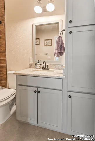 345 PR Two A Ln Poteet, TX 78065