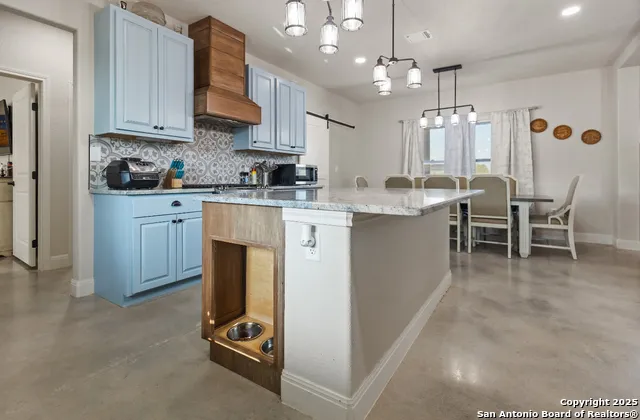 345 PR Two A Ln Poteet, TX 78065